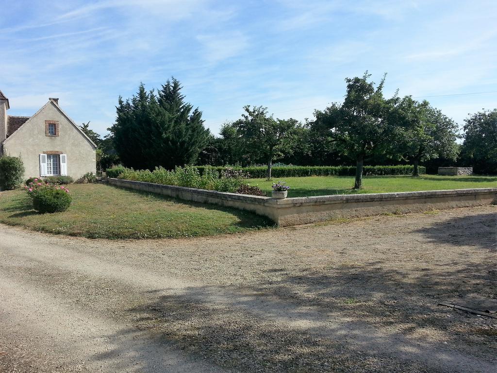 Hauterive  Tourterelle, A Proximite De Auxerre Et Chablisヴィラ エクステリア 写真